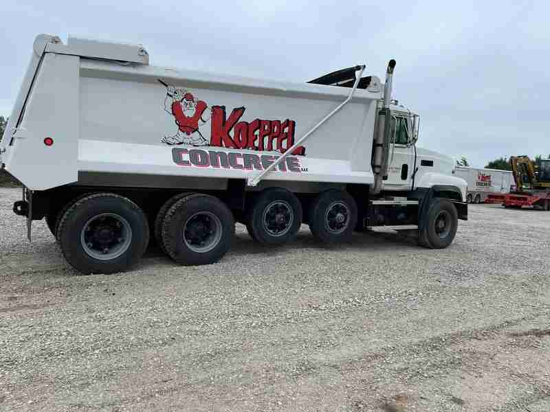 Dump Truck