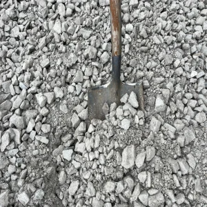 304-gravel-sand-stone-limestone-aggregate-natural-green-rock-milestone-trucks-supplier